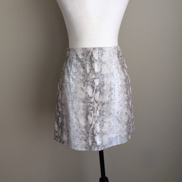 Dynamite faux leather snakeskin print mini skirt - Picture 3 of 4